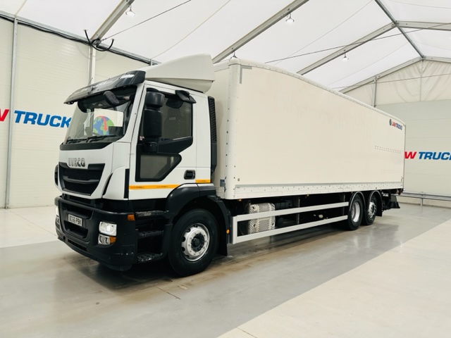 Iveco Stralis 310 Euro 6 6×2 Box Van