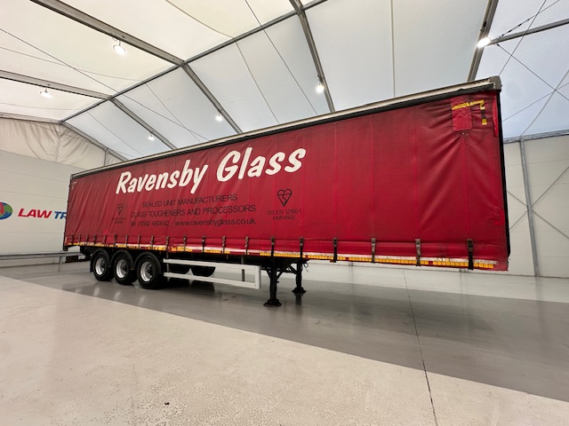 Montracon Tri Axle 4.2m Curtainsider Trailer Moffat Brackets