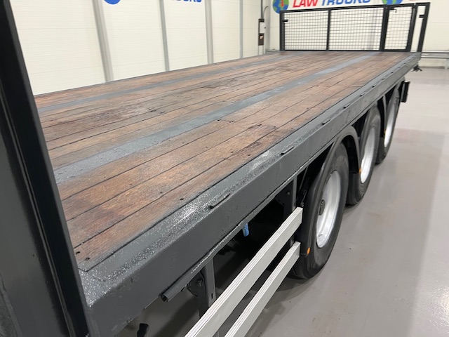 Montracon Tri Axle Flatbed Drawbar Trailer
