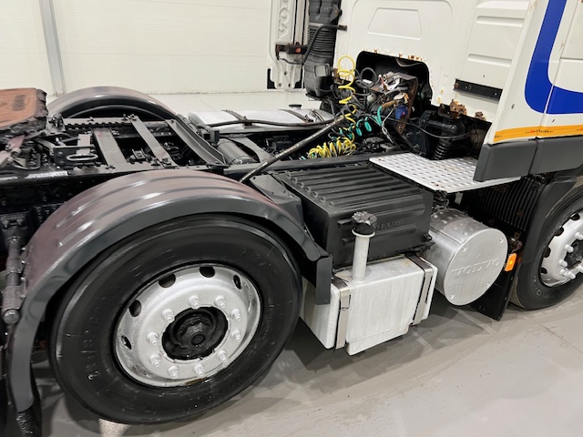 Volvo FM12 420 6×2 Midlift Tractor Unit Manual