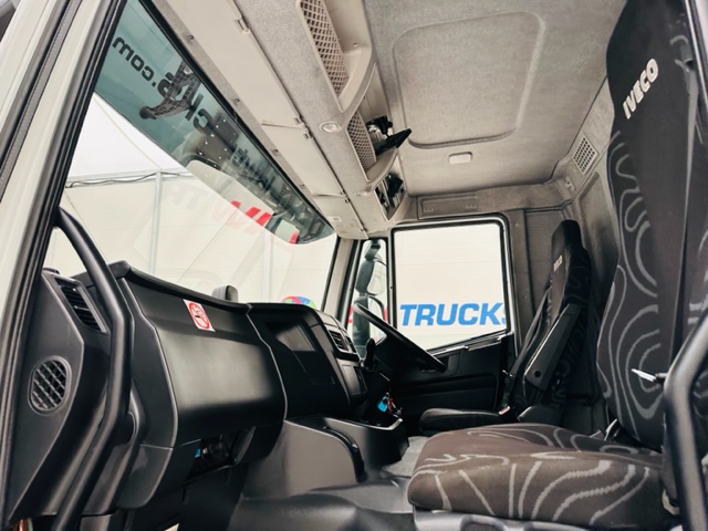 Iveco Stralis 310 AT 6×2 Fridge Box Van