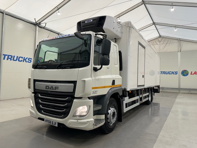 DAF CF 330 6×2 Sleeper Cab Fridge Box