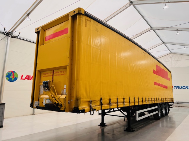 Don Bur Tri Axle Curtainsider Trailer