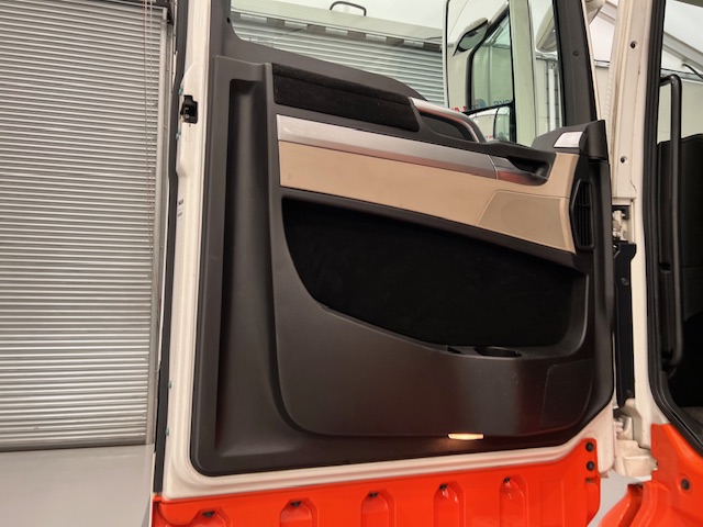 MAN TGX 26.470 6×2 Midlift Tractor Unit