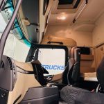 Mercedes Actros 1830 Sleeper Curtainsider Box Van - thumbnail