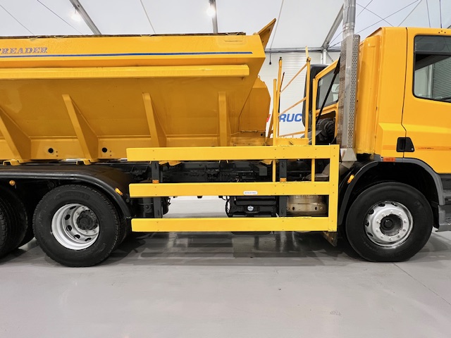 DAF CF75 310 6×4 Day Cab Gritter