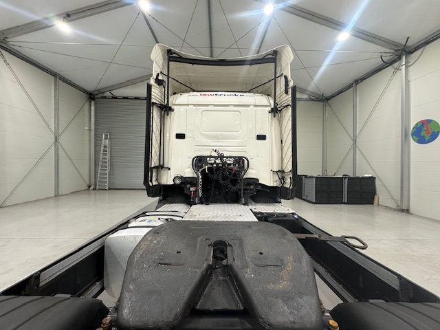 Scania G410 4×2 Sleeper Cab Tractor Unit