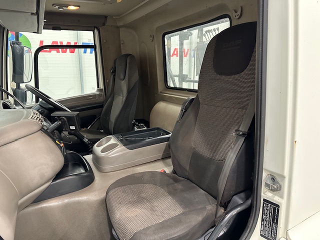 DAF CF75 310 6×4 Steel Tipper Grab Manual