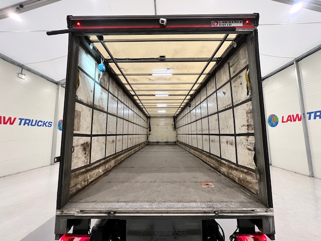Mercedes Actros 1824 Day Cab Curtainsider
