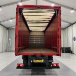 Mercedes Actros 2533 6×2 Sleeper Cab Curtainsider - thumbnail