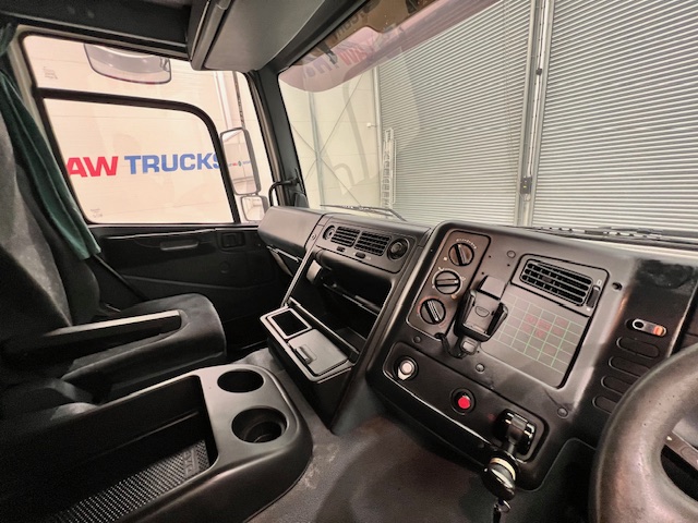 DAF CF85 380 4×2 Sleeper Cab Tractor Unit Manual