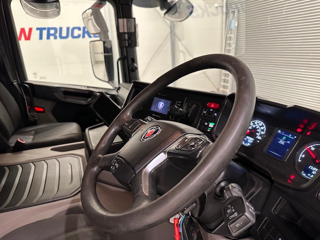 Scania G410 4×2 Sleeper Cab Tractor Unit
