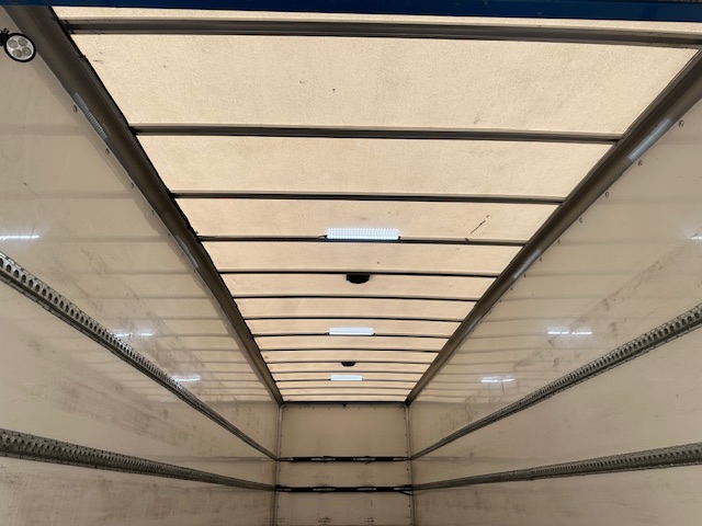 Mercedes Actros 1824 4×2 Day Cab Box Van