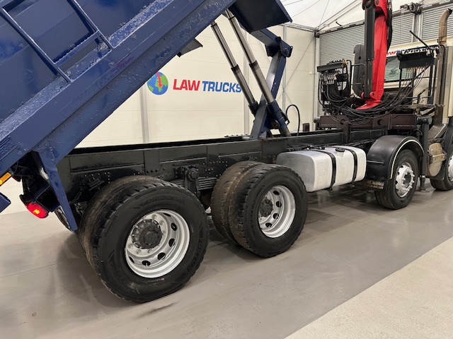 DAF CF85 410 8×4 Day Cab Steel Tipper Grab