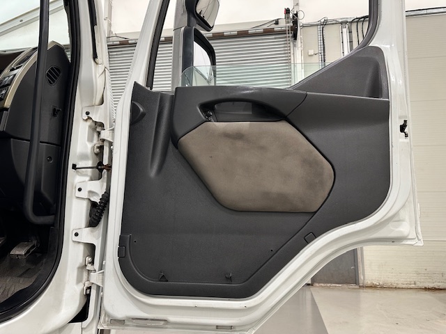 Renault Premium 460 6×2 Midlift Tractor Unit