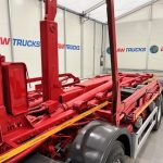 Scania P370 8×4 Rest Cab Hookloader Manual - thumbnail