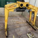 DAF LF55 220 Day Cab Dropside Crane - thumbnail
