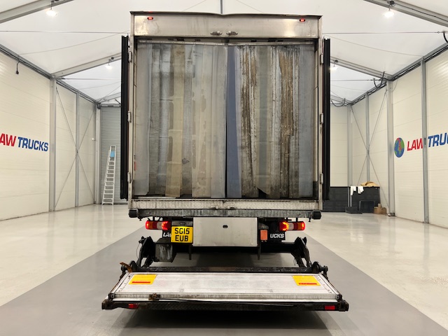 Mercedes Antos 1827 Day Cab Fridge Box
