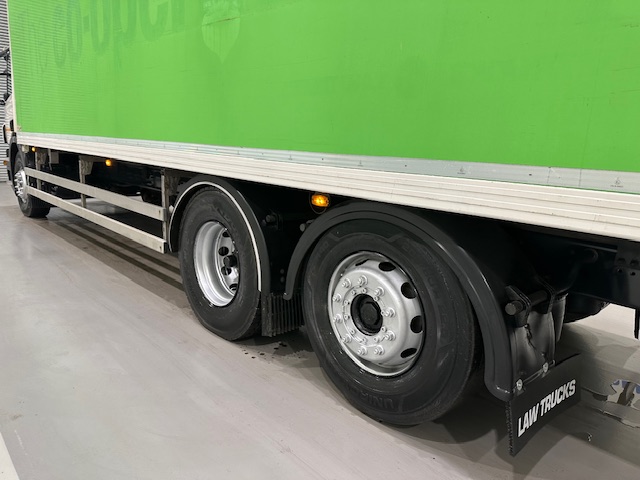 Scania P280 6×2 Rear Lift Day Cab Fridge Box