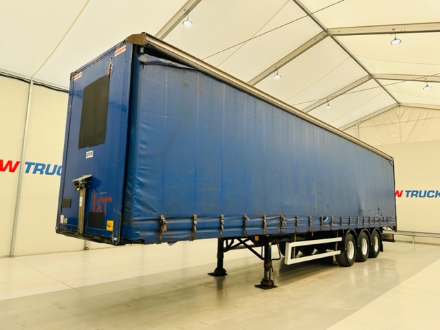 Montracon Tri Axle Curtainsider Trailer
