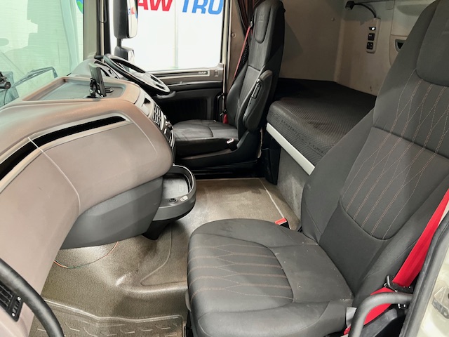 DAF XF 480 6×2 Midlift Tractor Unit