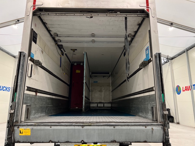 DAF LF 250 4×2 Rest Cab Fridge Box