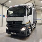 Mercedes Actros 2530 6×2 Sleeper Cab Curtainsider - thumbnail