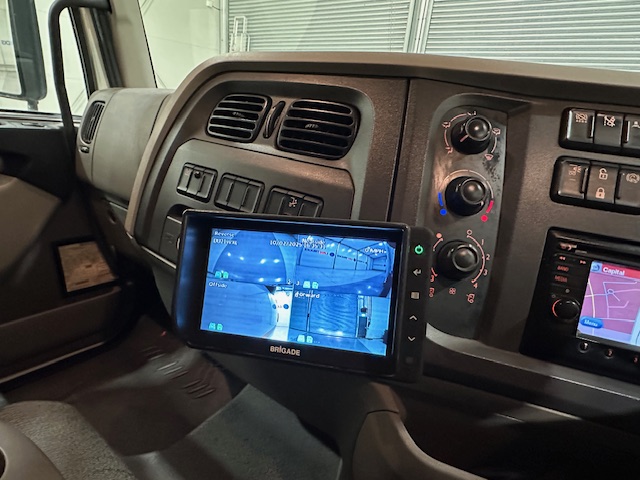 DAF LF 180 4×2 Day Cab Box Van