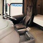 DAF CF 250 4×2 Sleeper Cab Curtainsider - thumbnail