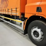 DAF CF65 220 Sleeper Cab Curtainsider - thumbnail