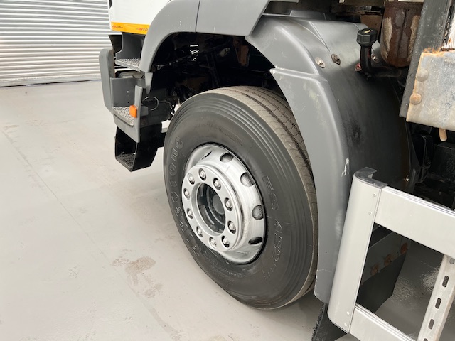 Seddon Atkinson Strato 385 6×4 Double Drive Flatbed