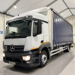Mercedes Actros 1824 Sleeper Cab Curtainsider - thumbnail
