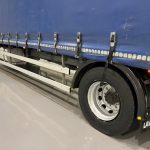 DAF CF 250 4×2 Sleeper Cab Curtainsider - thumbnail