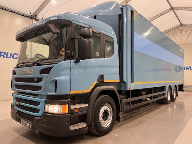 Scania P320 6×2 10 Tyre Rear Lift Insulated Box Van