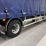 Mercedes 1824 4×2 Day Cab Curtainsider - thumbnail