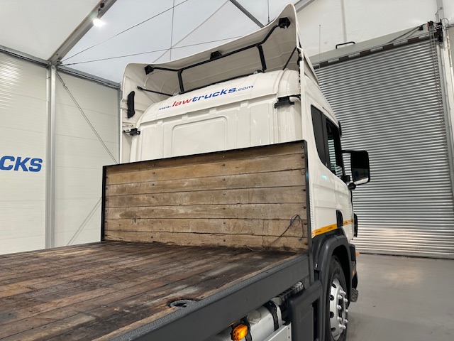 Scania P94 230 4×2 Sleeper Cab Flatbed