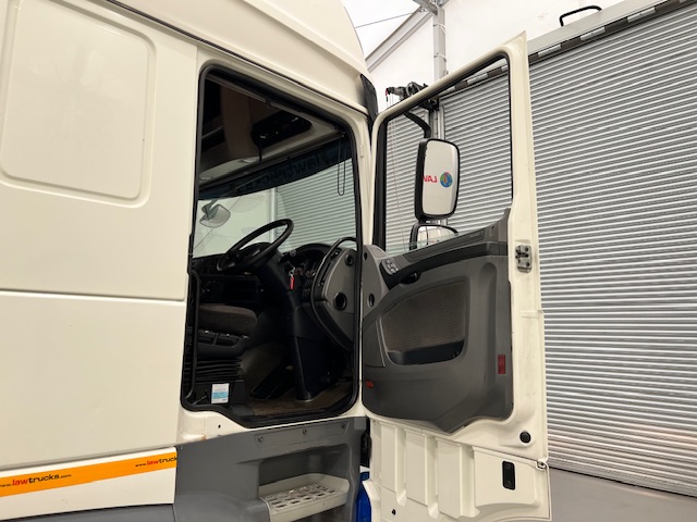DAF XF 510 6×2 Midlift Tractor Unit Manual