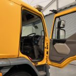 DAF LF 250 4×2 Sleeper Cab Gritter - thumbnail