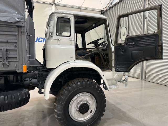 Bedford MJ 330 4×4 Cargo Truck