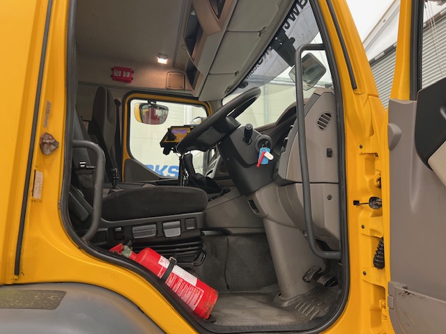DAF LF 250 4×2 Sleeper Cab Gritter
