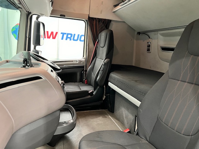 DAF XF 480 6×2 Midlift Tractor Unit