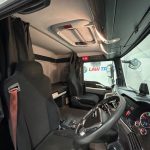 MAN TGM 18.250 4×2 Sleeper Cab Curtainsider - thumbnail