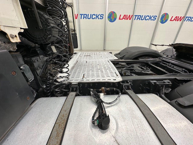 DAF CF 460 6×2 Midlift Tractor Unit
