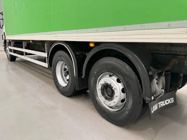 Scania P280 6×2 Rear Lift Day Cab Fridge Box