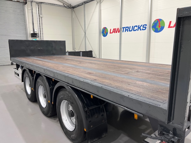 Montracon Tri Axle Flatbed Drawbar Trailer