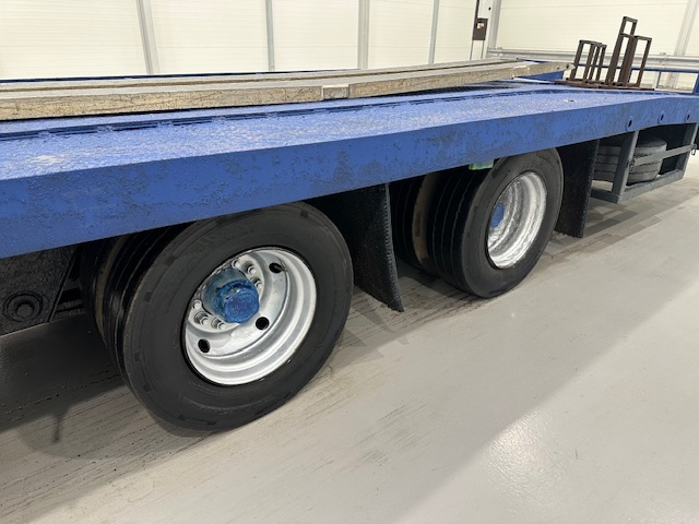 Southfields Tandem Axle Caravan Carrier Lowloader