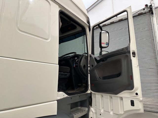 DAF XF 510 6×2 Midlift Tractor Unit