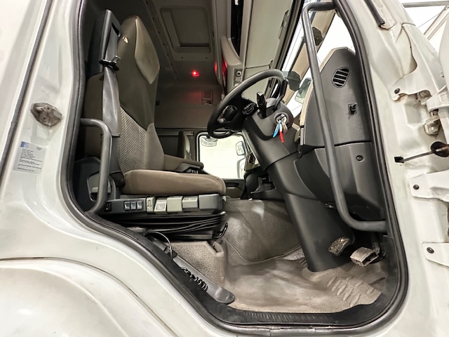 Renault Premium 460 6×2 Midlift Tractor Unit