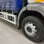 Mercedes 1824 4×2 Day Cab Curtainsider - thumbnail