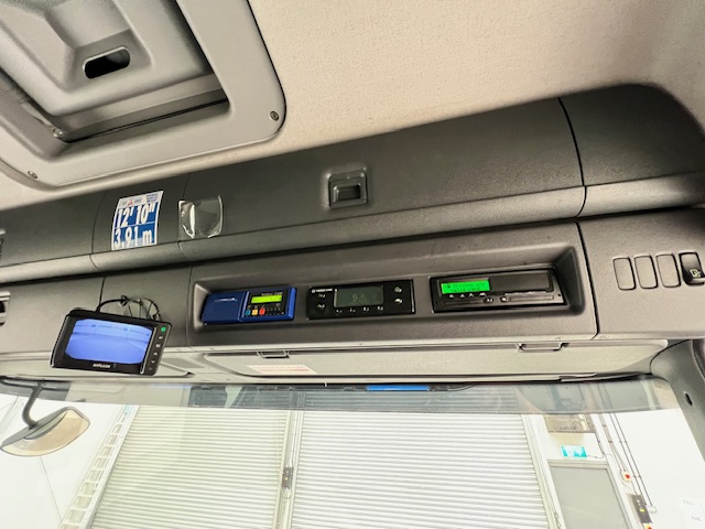 Scania P250 4×2 Sleeper Cab Fridge Box